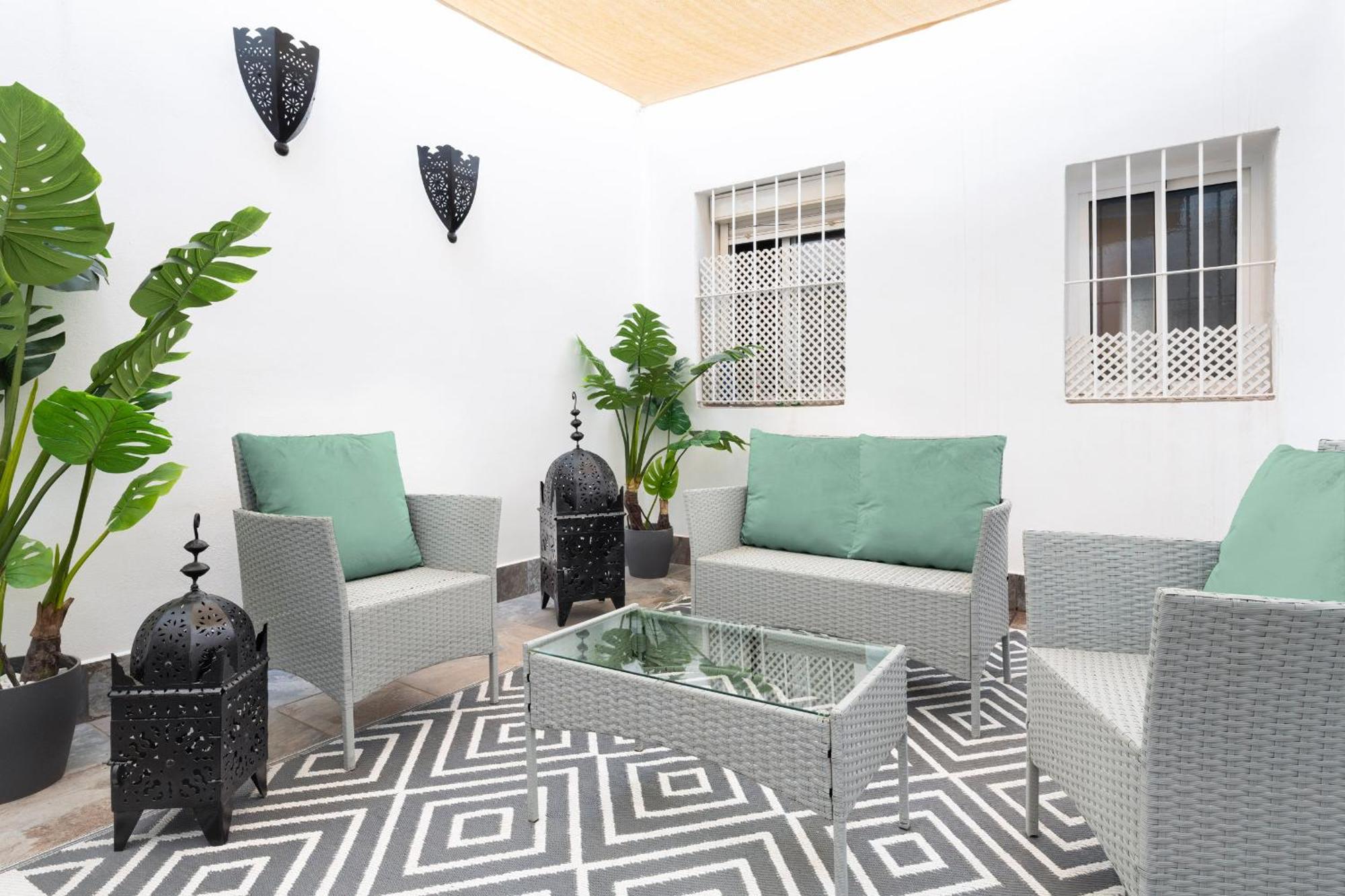 Triana Pureza Suite Con Patio Privado Sevilla Buitenkant foto